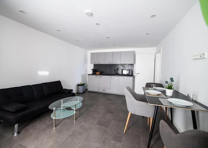 W&p Living Mit Ausblick - Parkplatz *